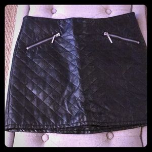 H&M faux leather quilted black mini skirt size 10